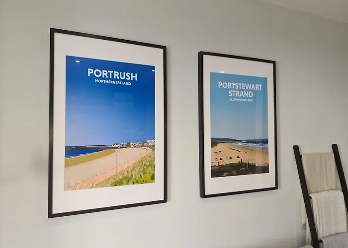 The Cove Apartment, Portstewart Near Prom, Parking